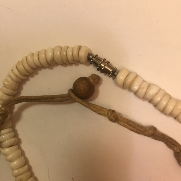 Beach necklaces - Picture 2 of 2